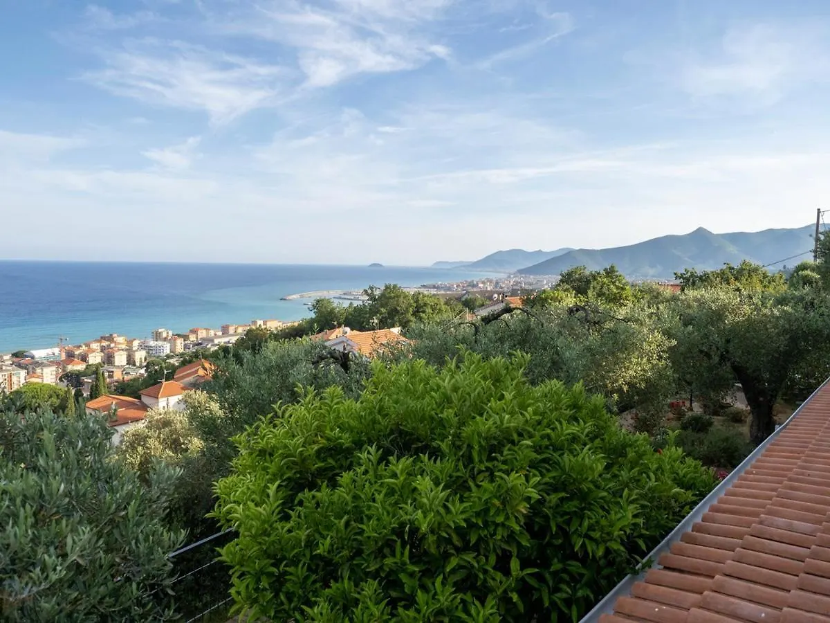 Bed and Breakfast Tra Gli Ulivi Pietra Ligure